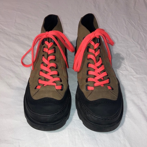 Camper, Women’s Brutus Hiker Style Boots - Picture 2 of 2